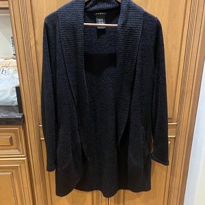Max & Mia Womens sweater